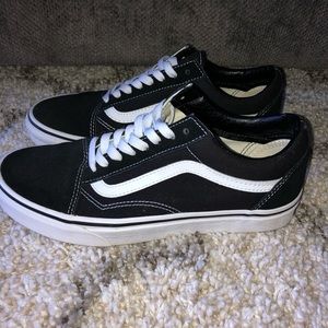 Big kid or men’s black Vans, Men’s Size 6.5